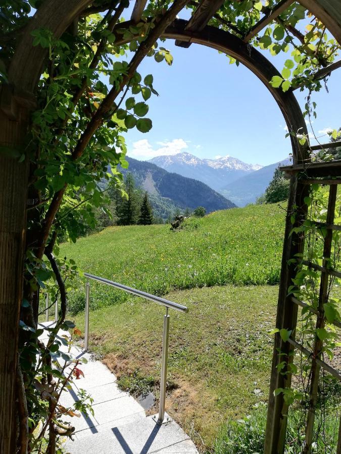 Chalet Waldrand Inden المظهر الخارجي الصورة