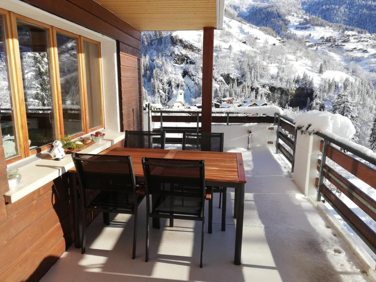 Chalet Waldrand Inden المظهر الخارجي الصورة